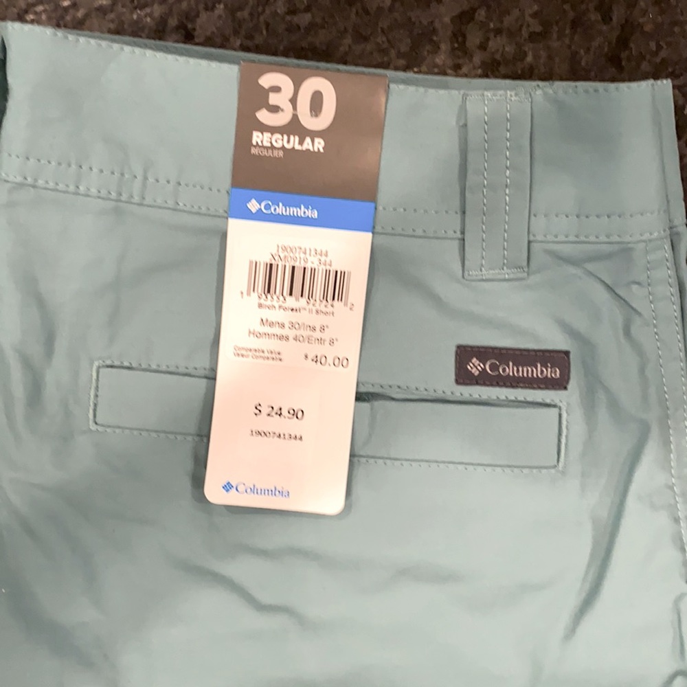 NWT Columbia Shorts W30